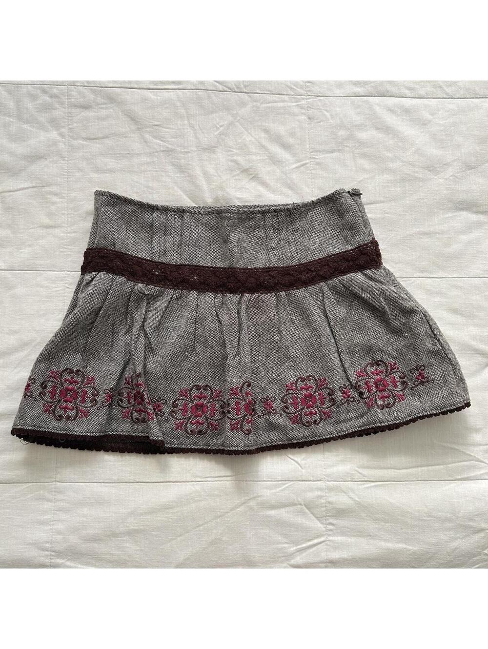 Liz Lisa Grey Tweed Embroidered Lace Trim Mini Skirt Himekaji Size S Japan